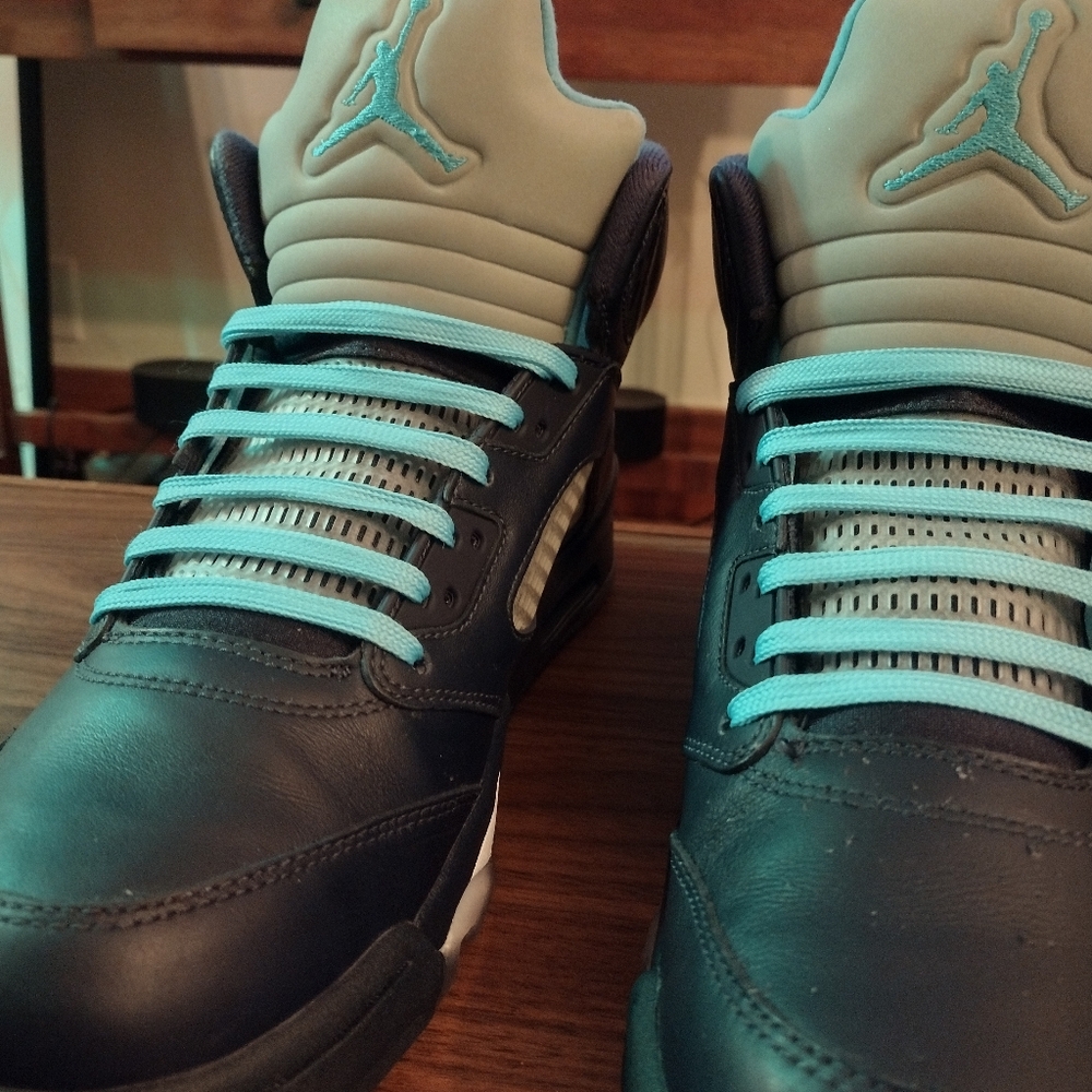 Jordan Blue High-Top Sneakers with Leather Finish